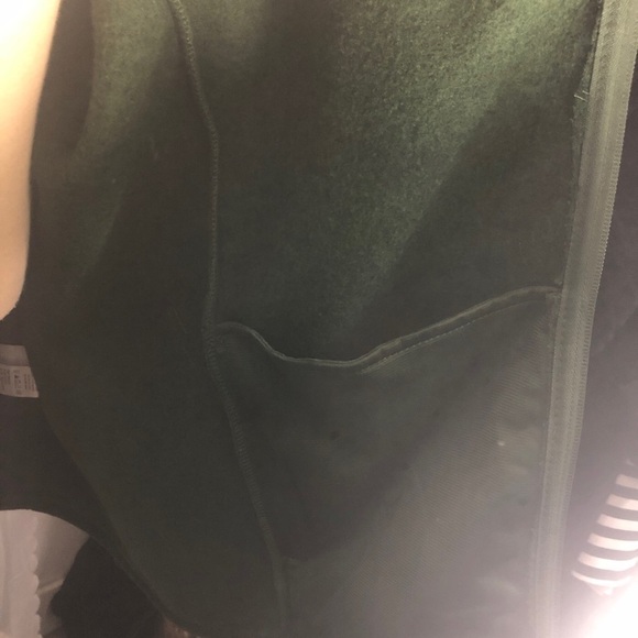 Mens Green Sweater. NEW. Size 2X. Devon and Jones.
New with tag. - Picture 8 of 10